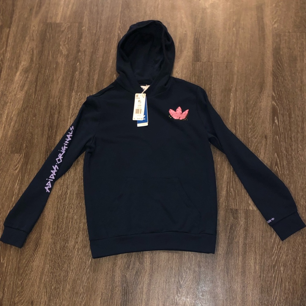 Adidas youth XL navy blue graphic hoodie